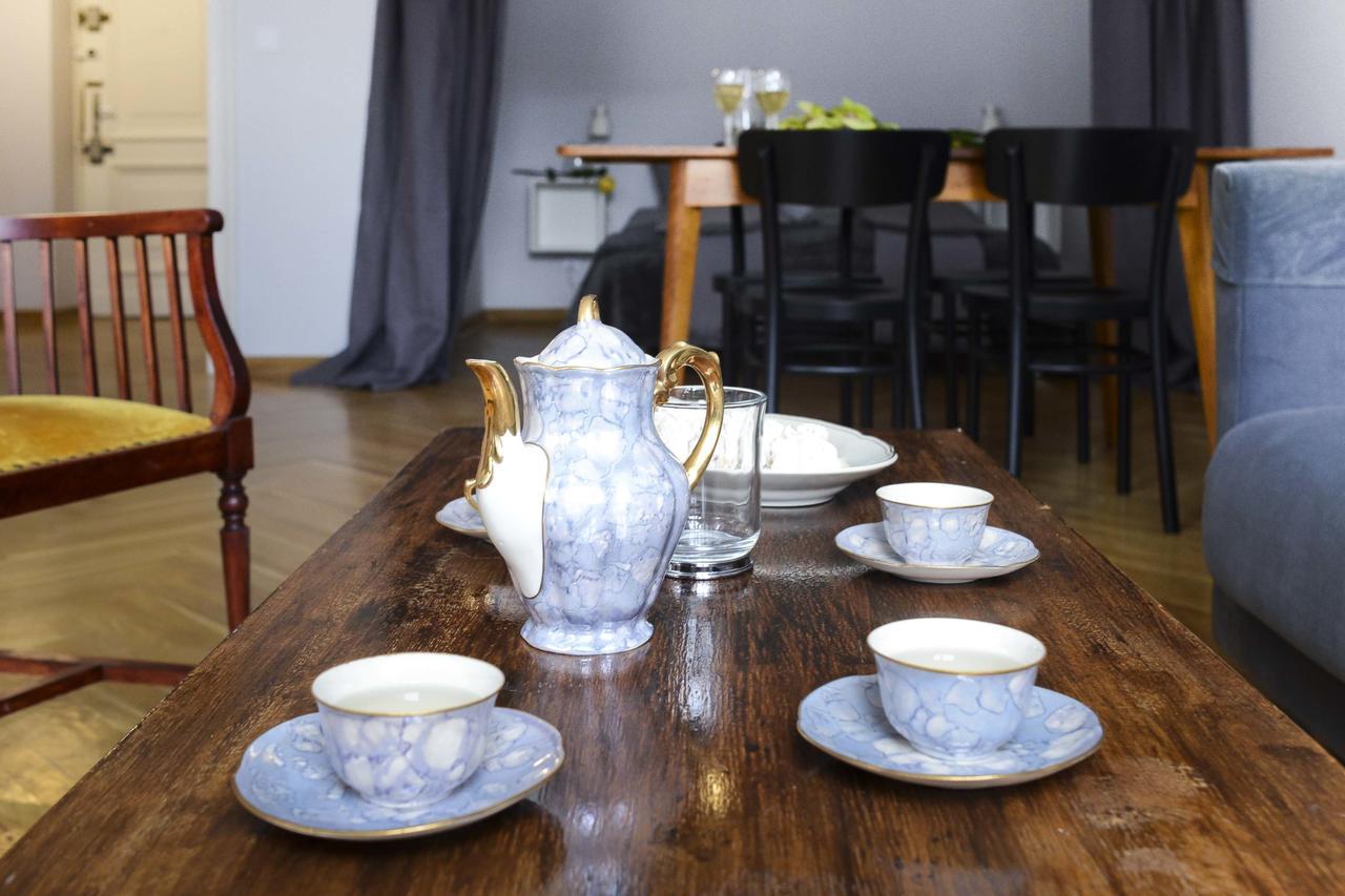 Designers Apartment In The Old Town Varsóvia Exterior foto